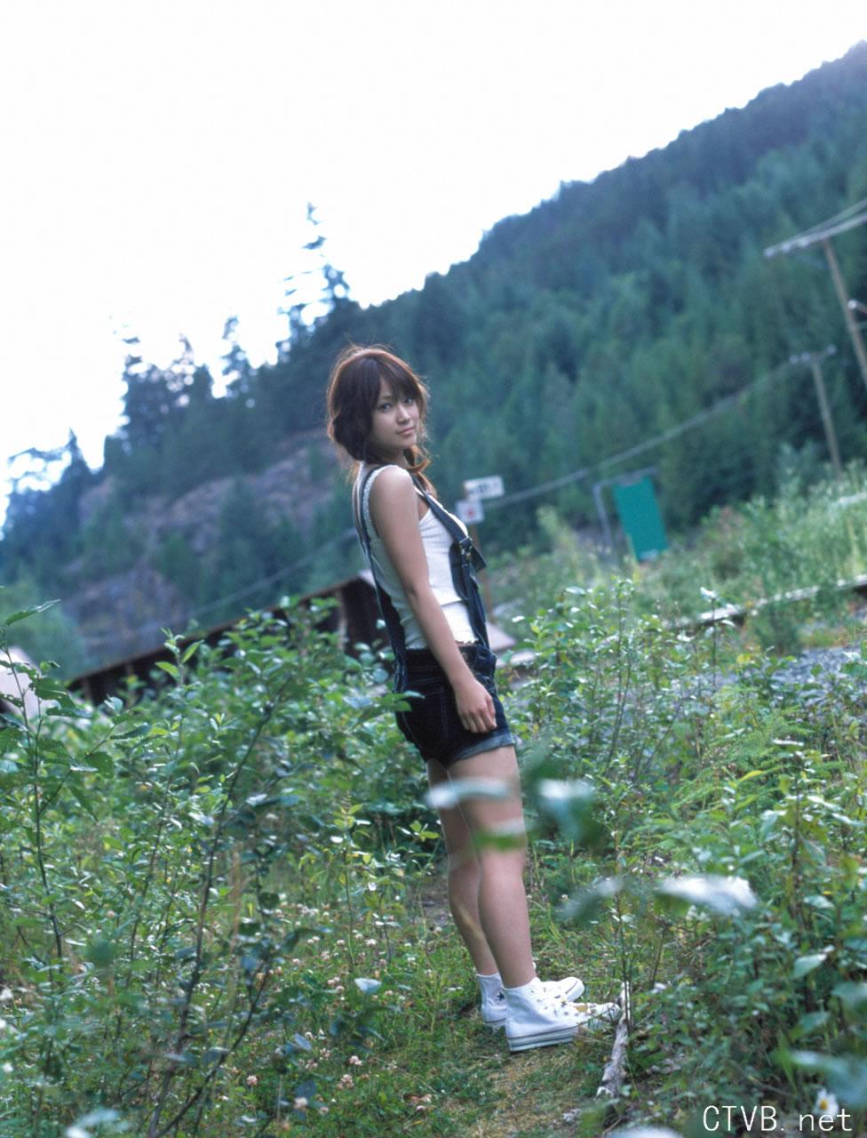 高清无水印美女壁纸上千套9000张 - 15.jpg