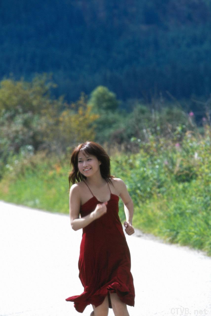 高清无水印美女壁纸上千套9000张 - 83.jpg