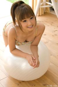 高清无水印美女壁纸上千套9000张 - 2.jpg