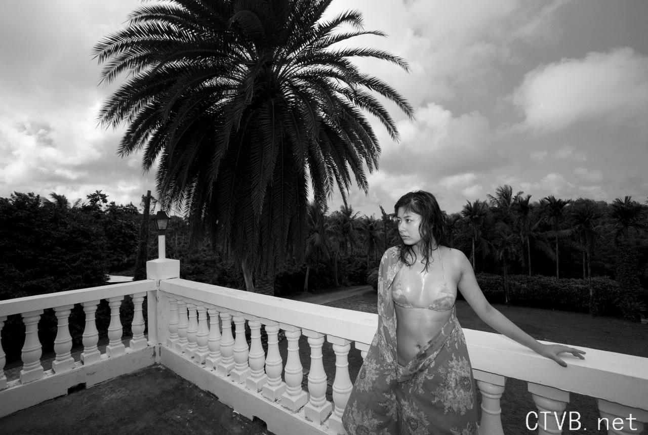 高清无水印美女壁纸上千套9000张 - 2.jpg