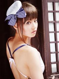 高清无水印美女壁纸上千套9000张 - 1.jpg