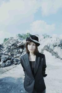 高清无水印美女壁纸上千套9000张 - 5.jpg