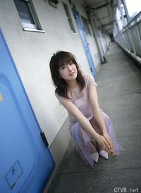 高清无水印美女壁纸上千套9000张 - 2.jpg