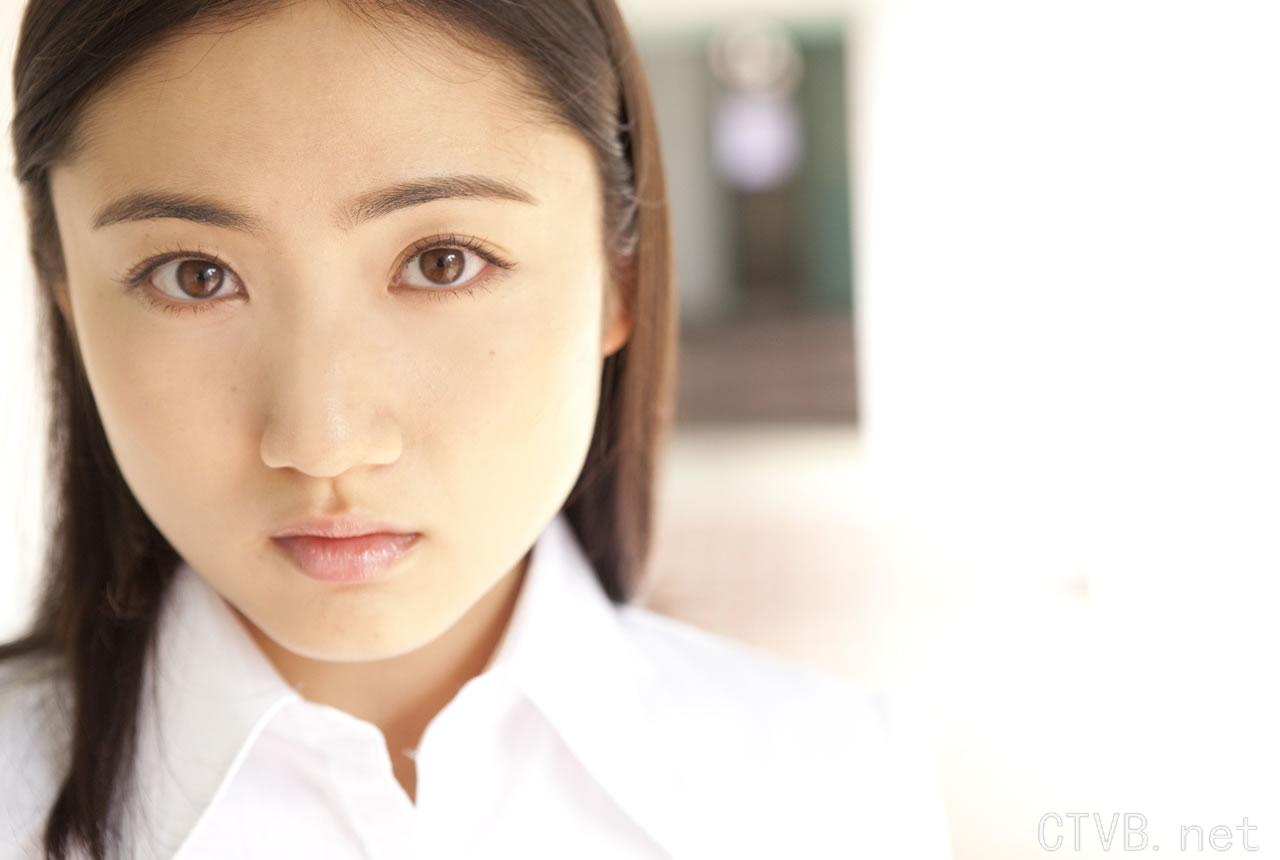 高清无水印美女壁纸上千套9000张 - 2.jpg