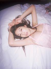 高清无水印美女壁纸上千套9000张 - 2.jpg