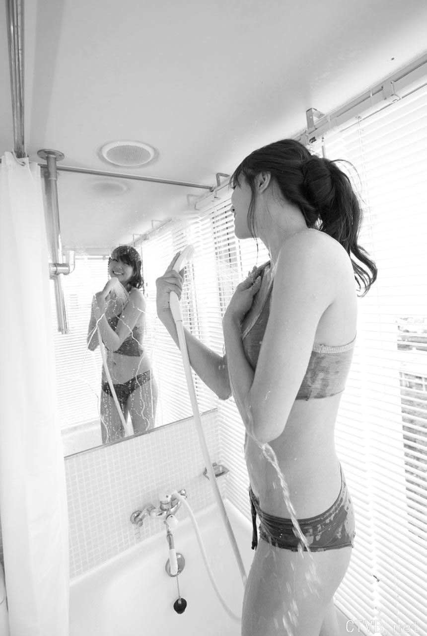 高清无水印美女壁纸上千套9000张 - 30.jpg