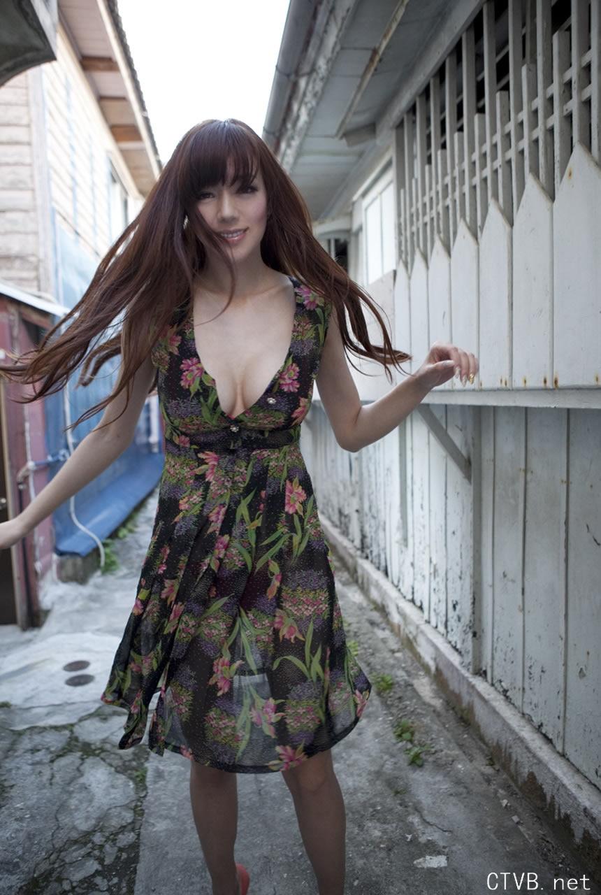 高清无水印美女壁纸上千套9000张 - 53.jpg