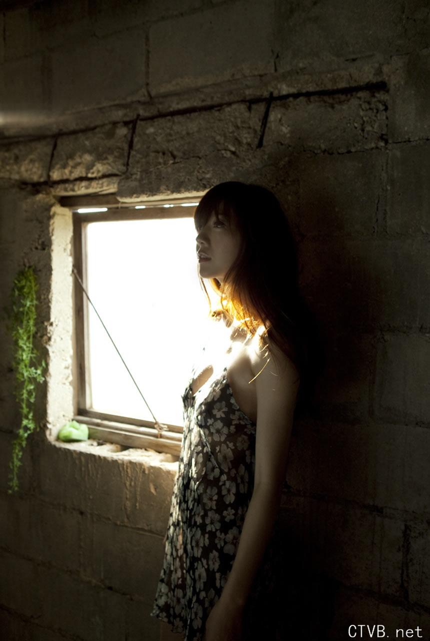 高清无水印美女壁纸上千套9000张 - 9.jpg