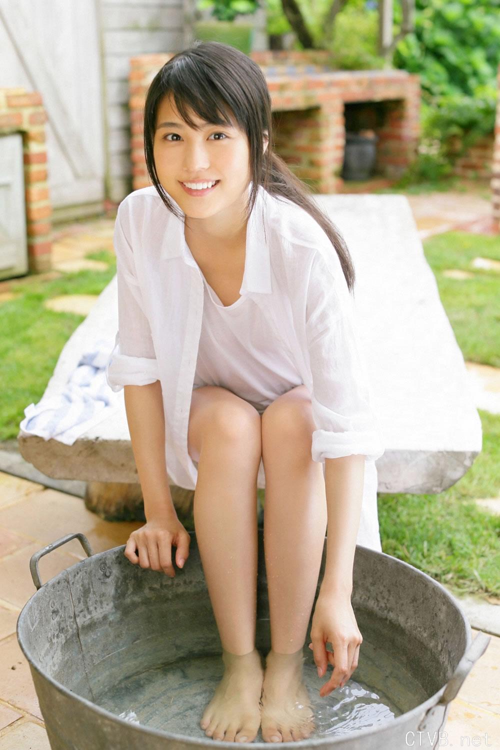 高清无水印美女壁纸上千套9000张 - 8.jpg