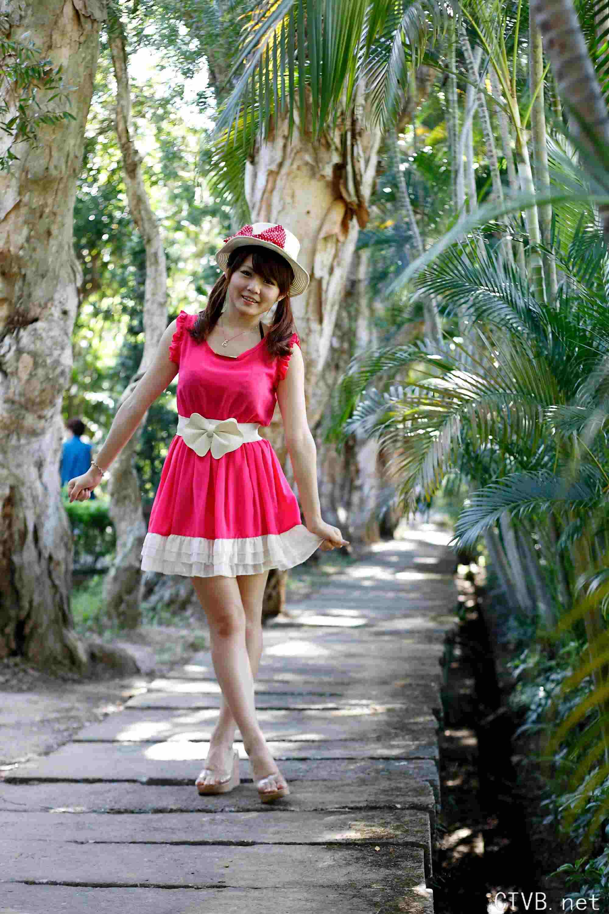 高清无水印美女壁纸上千套9000张 - 5.jpg