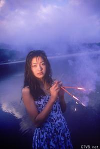 高清无水印美女壁纸上千套9000张 - 2.jpg