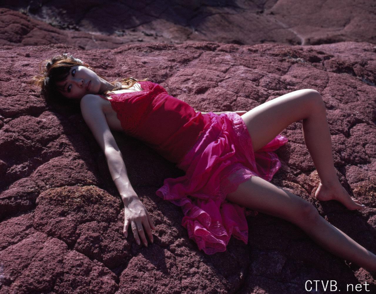 高清无水印美女壁纸上千套9000张 - 31.jpg