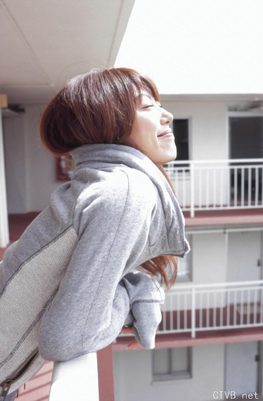 高清无水印美女壁纸上千套9000张 - 30.jpg