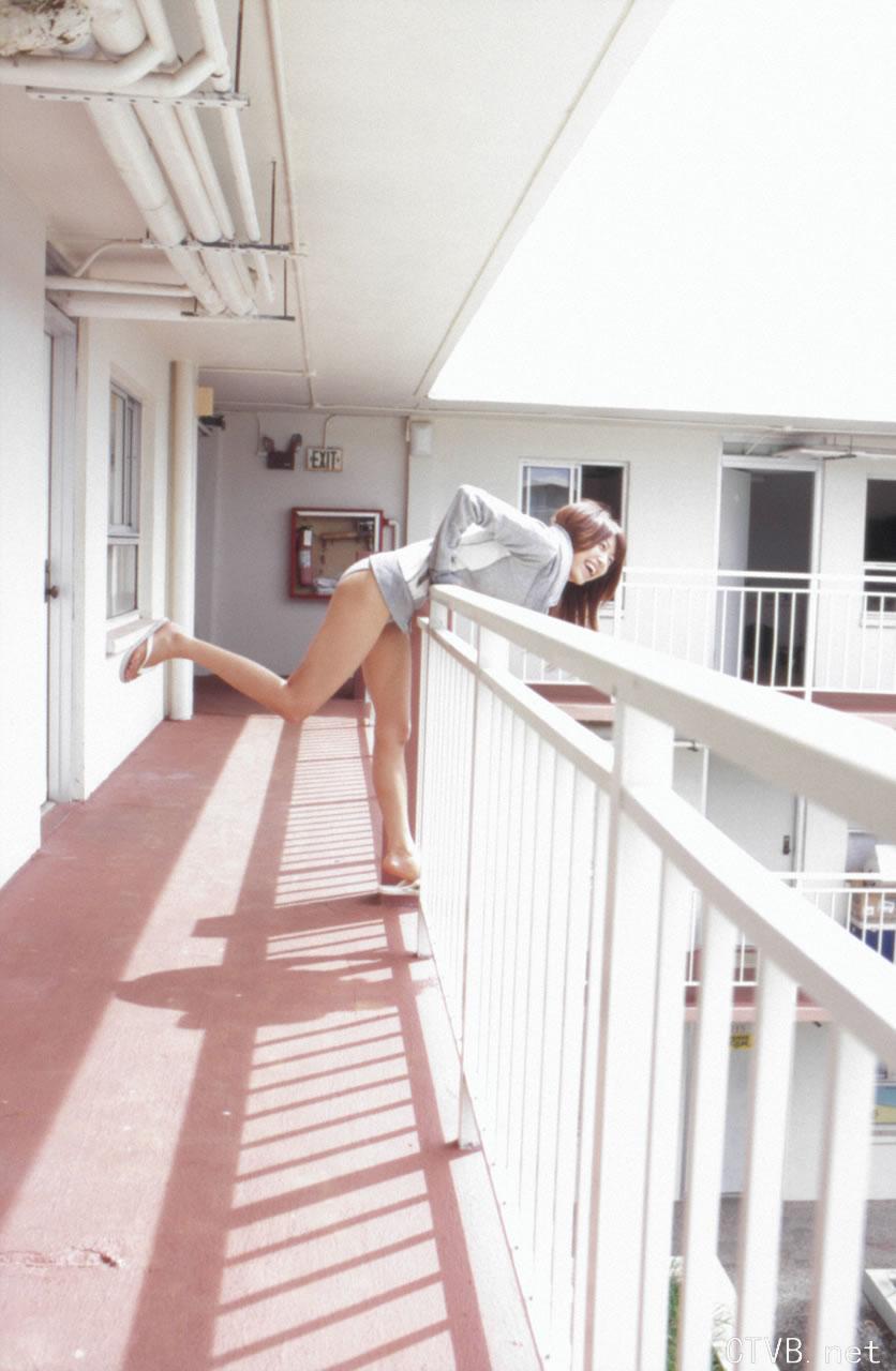 高清无水印美女壁纸上千套9000张 - 79.jpg