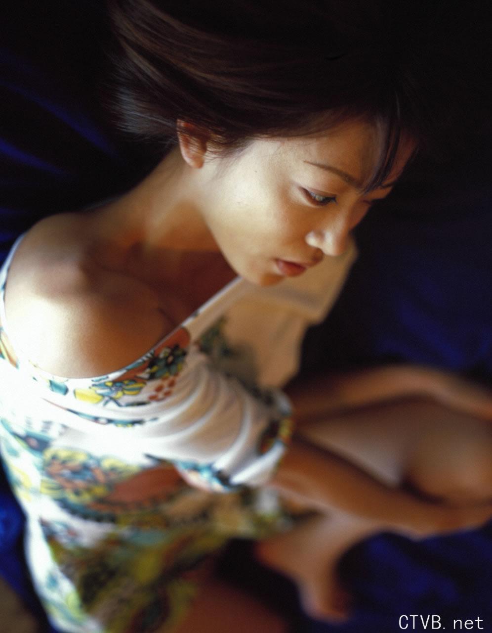 高清无水印美女壁纸上千套9000张 - 104.jpg