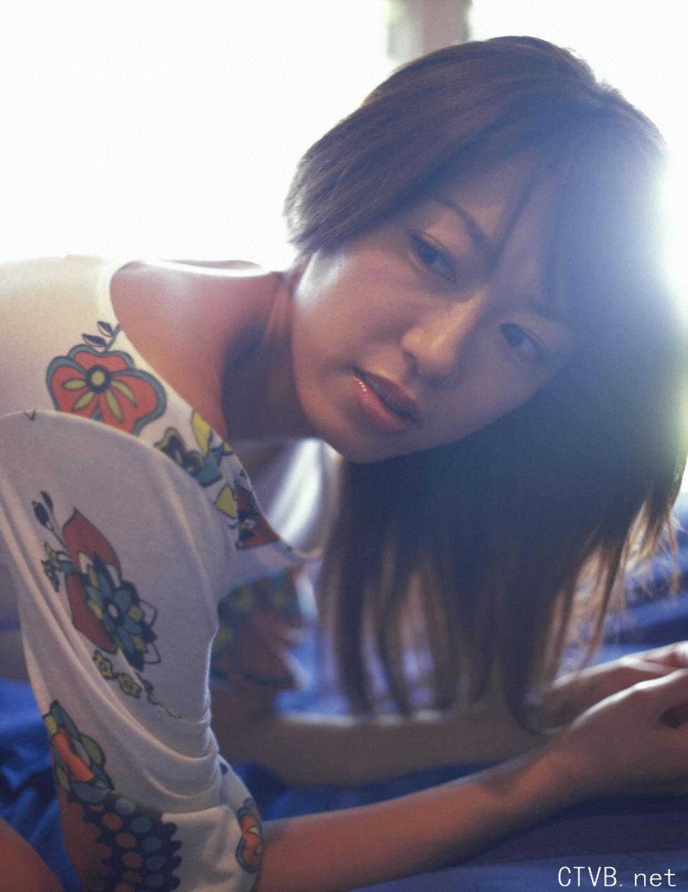 高清无水印美女壁纸上千套9000张 - 12.jpg