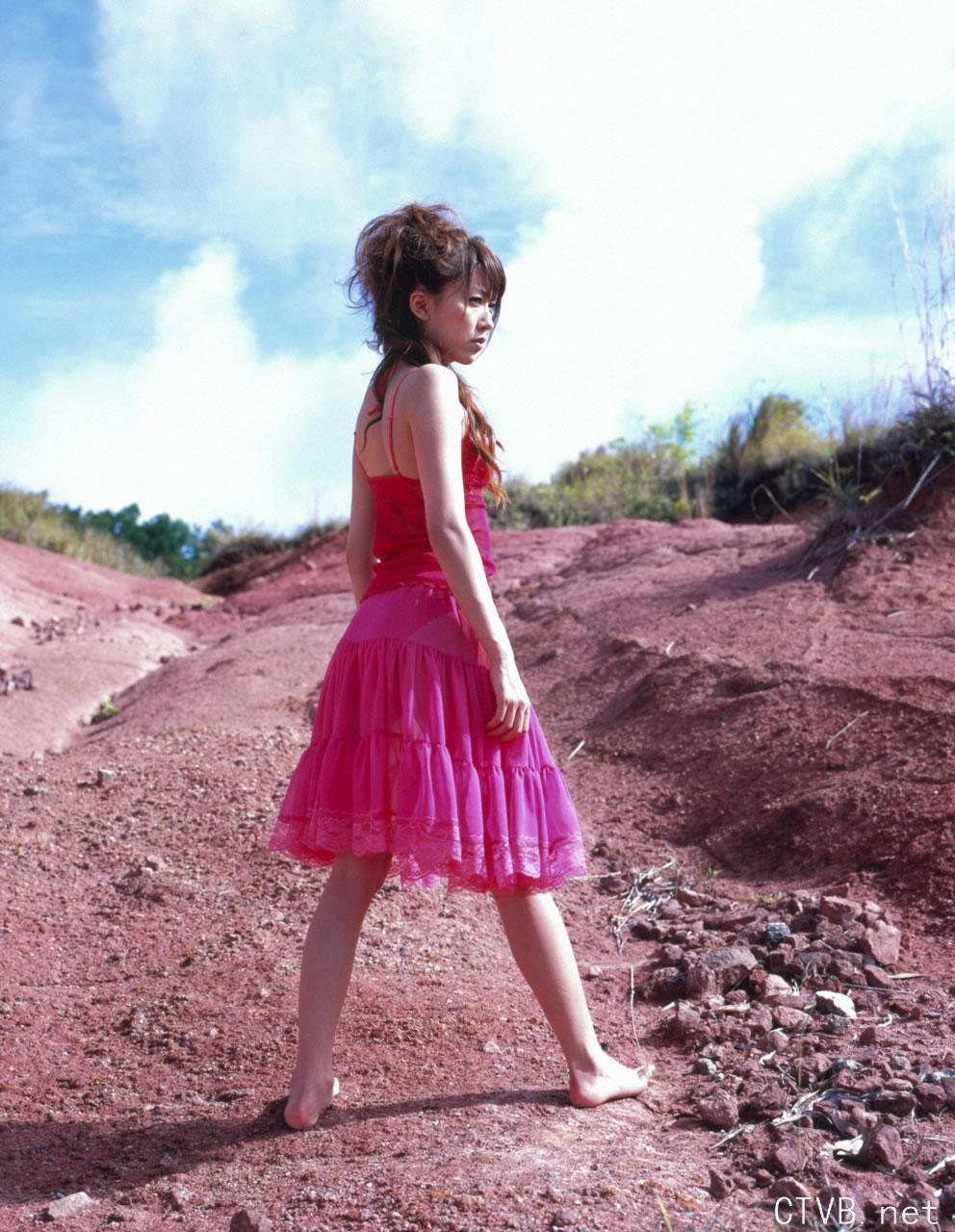 高清无水印美女壁纸上千套9000张 - 73.jpg