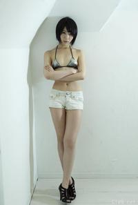 高清无水印美女壁纸上千套9000张 - 2.jpg