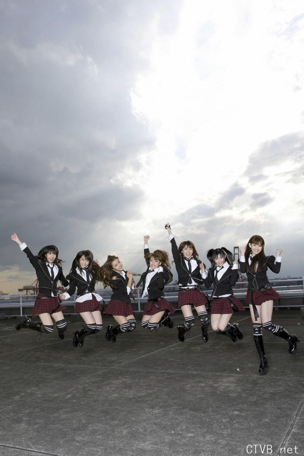 高清无水印美女壁纸上千套9000张 - 3.jpg