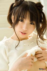 高清无水印美女壁纸上千套9000张 - 2.jpg