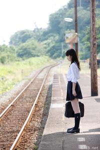 高清无水印美女壁纸上千套9000张 - 2.jpg