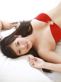 高清无水印美女壁纸上千套9000张 - 1.jpg