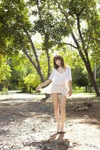 高清无水印美女壁纸上千套9000张 - 1.jpg