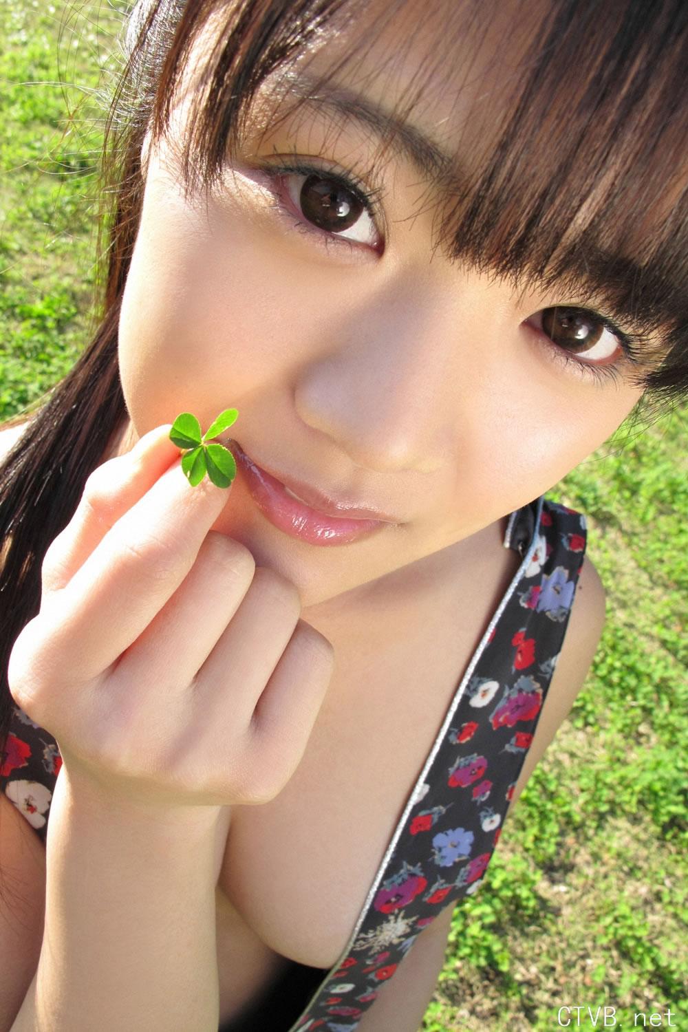 高清无水印美女壁纸上千套9000张 - 3.jpg