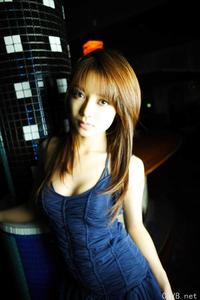 高清无水印美女壁纸上千套9000张 - 1.jpg