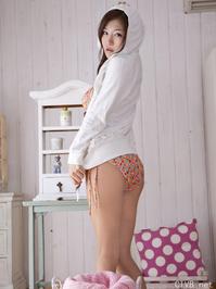 高清无水印美女壁纸上千套9000张 - 1.jpg