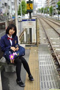 高清无水印美女壁纸上千套9000张 - 1.jpg