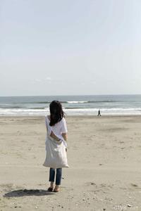 高清无水印美女壁纸上千套9000张 - 1.jpg