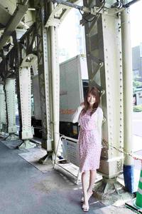 高清无水印美女壁纸上千套9000张 - 1.jpg