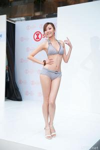 高清无水印美女壁纸上千套9000张 - 2.jpg