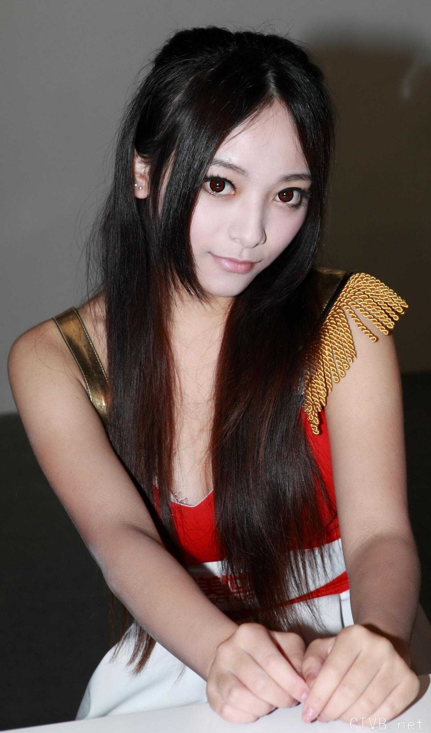 高清无水印美女壁纸上千套9000张 - 22.jpg