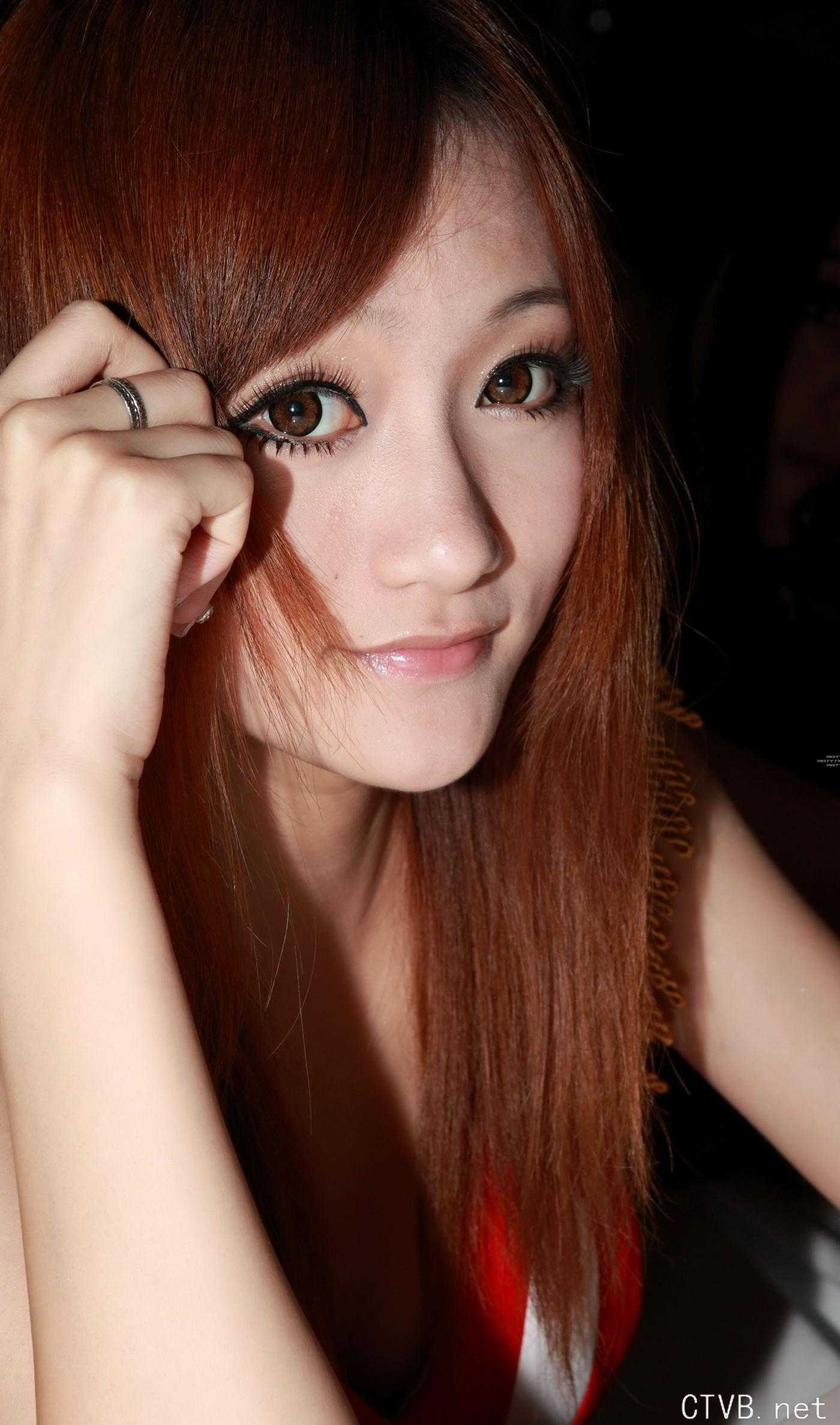 高清无水印美女壁纸上千套9000张 - 17.jpg