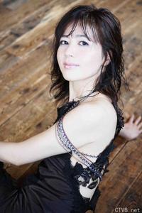 高清无水印美女壁纸上千套9000张 - 4.jpg