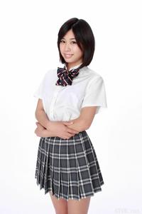 高清无水印美女壁纸上千套9000张 - 1.jpg