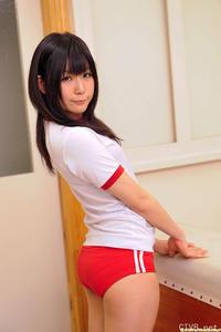 高清无水印美女壁纸上千套9000张 - 1.jpg