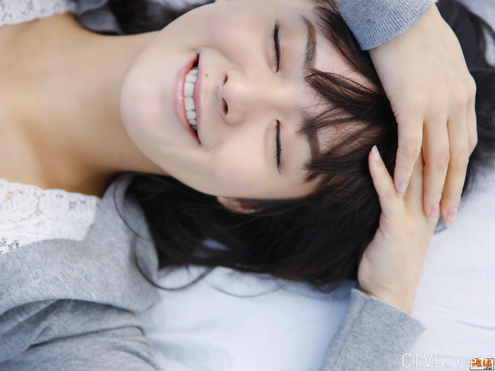 高清无水印美女壁纸上千套9000张 - 3.jpg