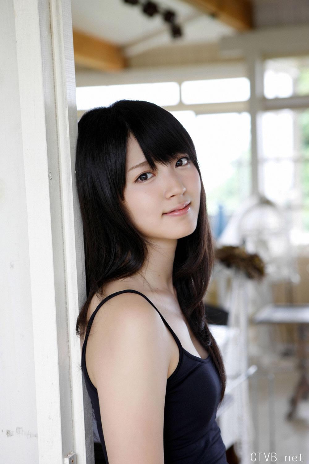 高清无水印美女壁纸上千套9000张 - 1.jpg