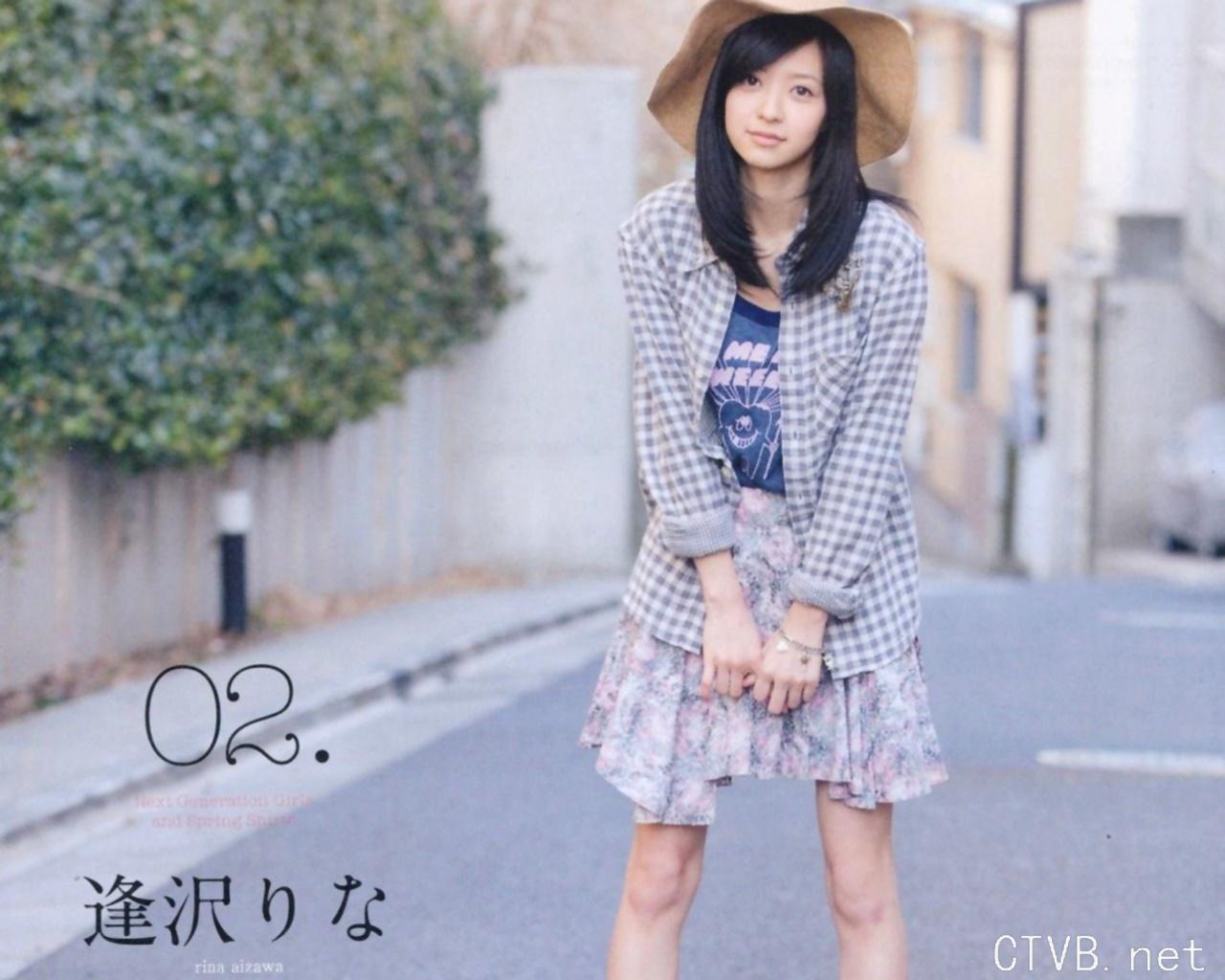 高清无水印美女壁纸上千套9000张 - 3.jpg