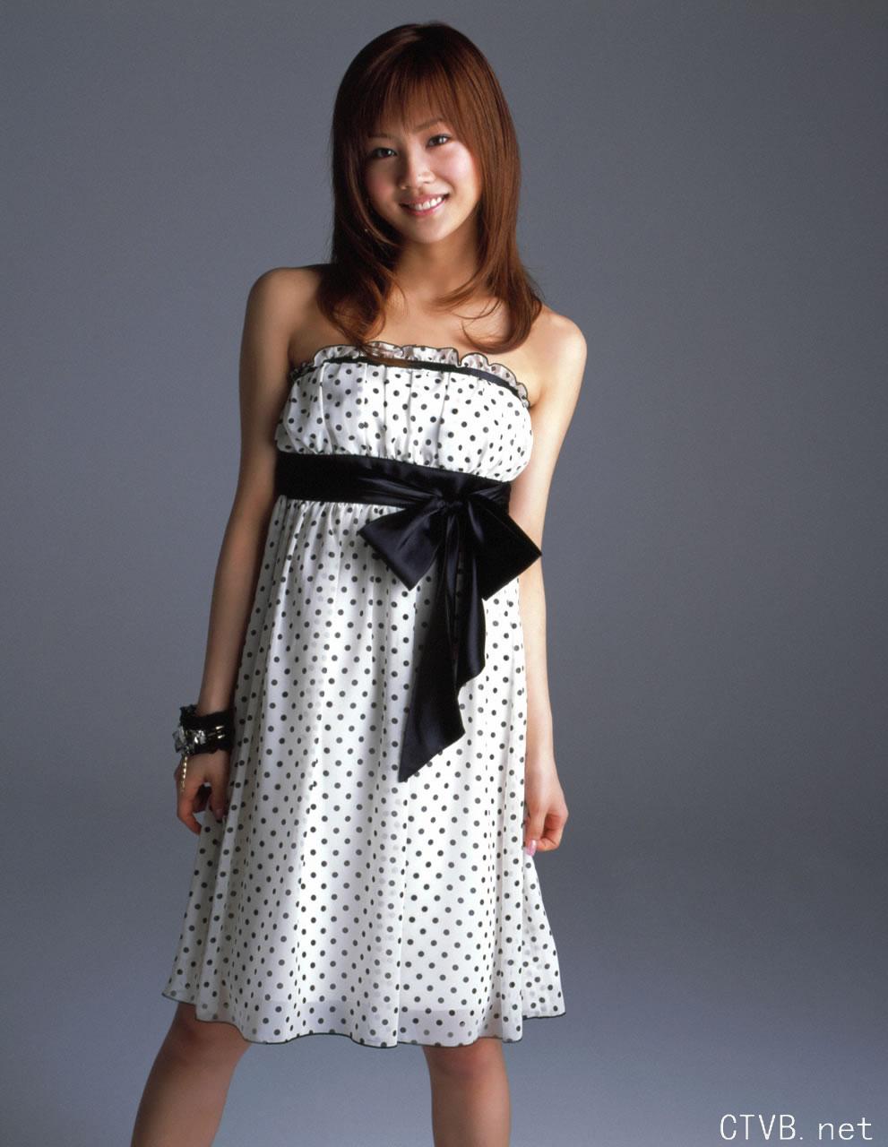 高清无水印美女壁纸上千套9000张 - 77.jpg