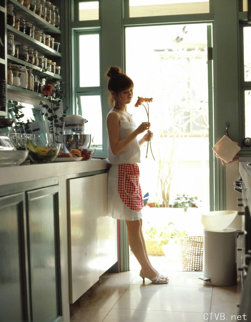 高清无水印美女壁纸上千套9000张 - 40.jpg