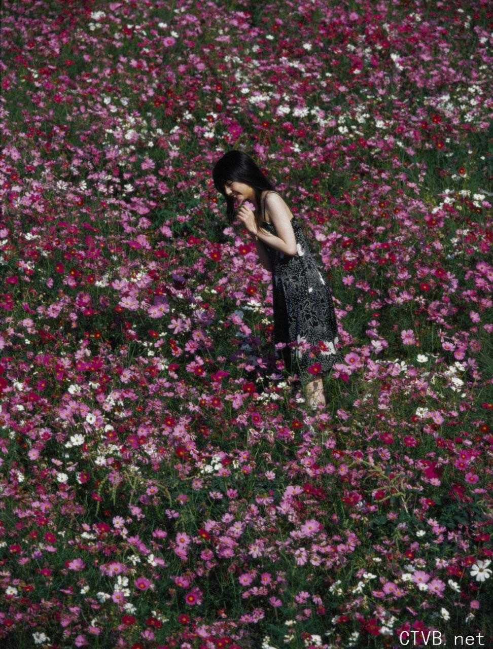 高清无水印美女壁纸上千套9000张 - 69.jpg