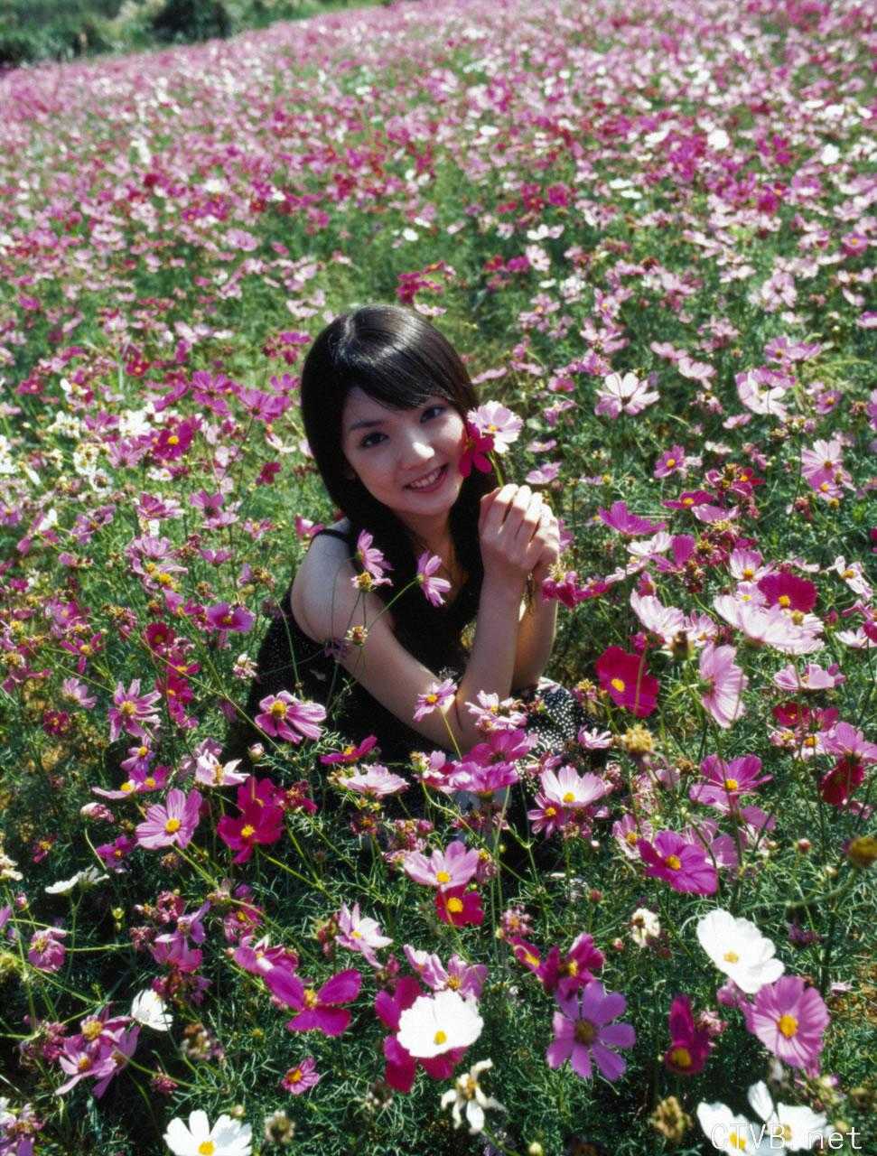 高清无水印美女壁纸上千套9000张 - 57.jpg