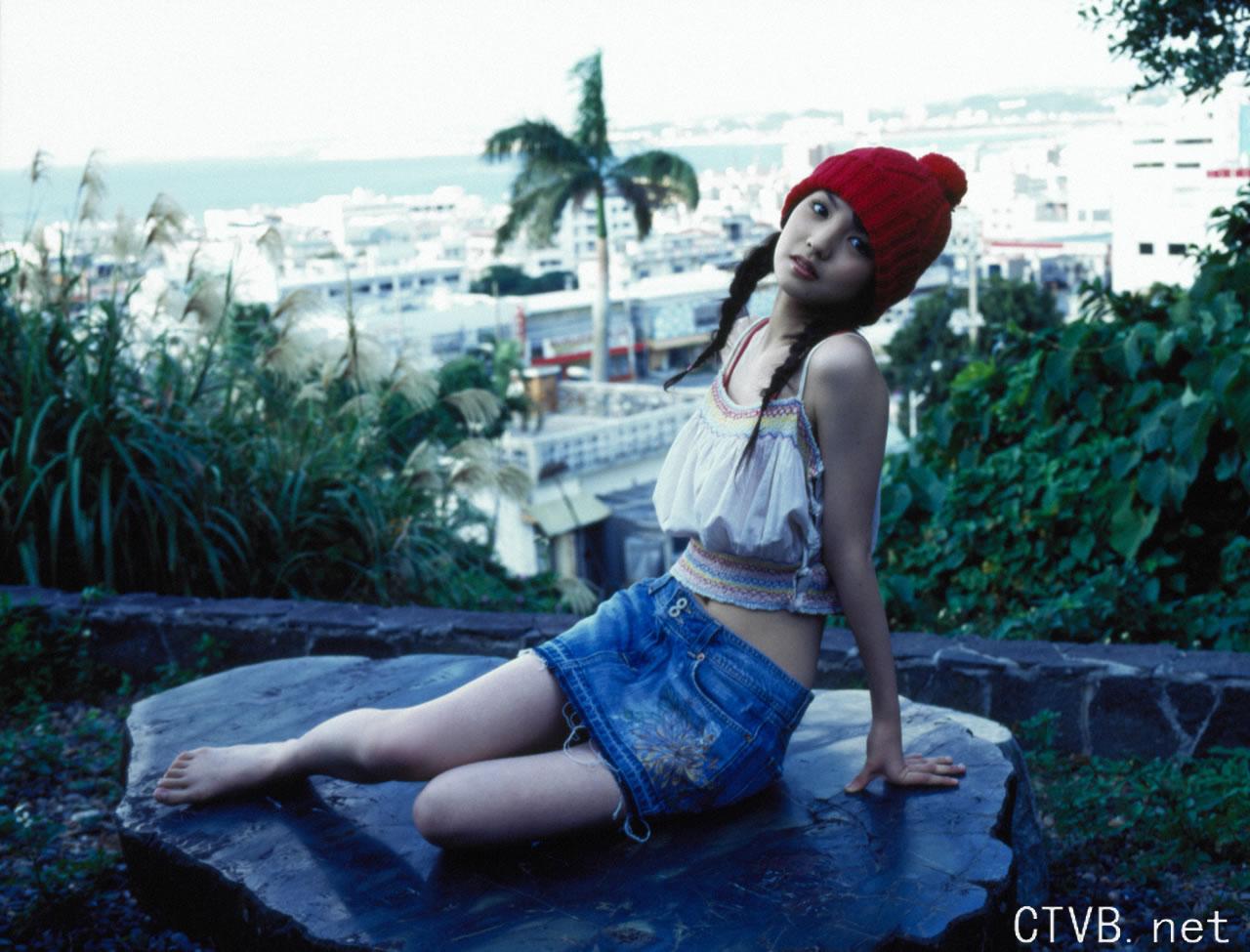 高清无水印美女壁纸上千套9000张 - 12.jpg