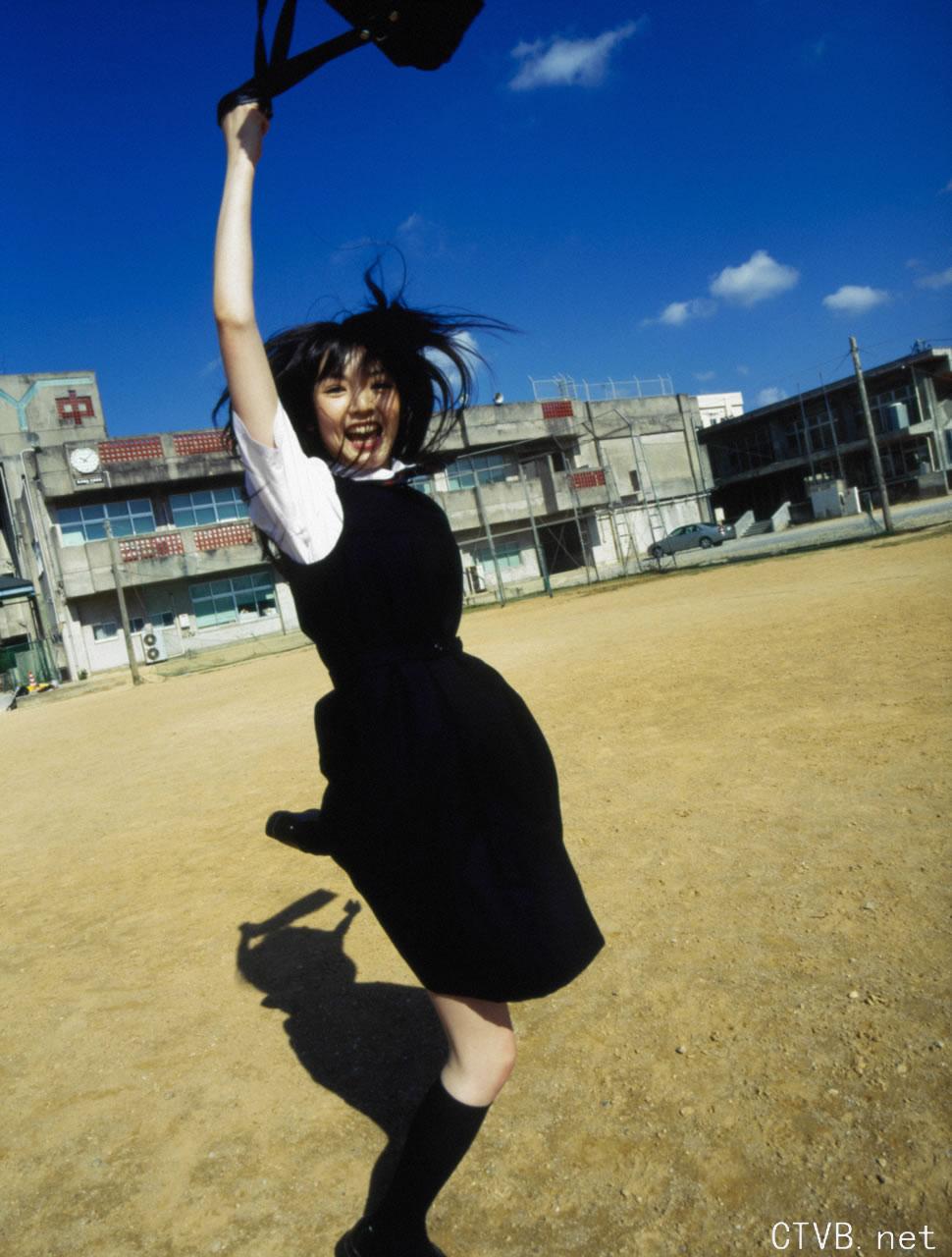 高清无水印美女壁纸上千套9000张 - 41.jpg