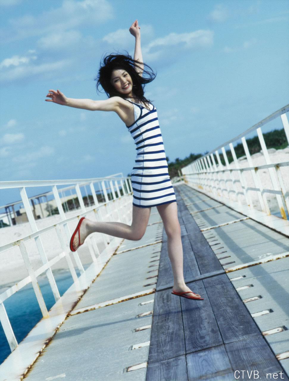 高清无水印美女壁纸上千套9000张 - 55.jpg