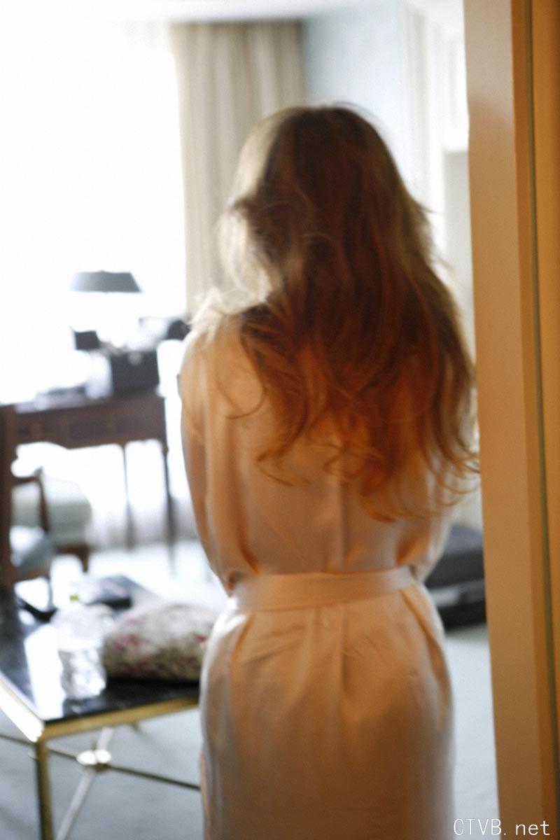 高清无水印美女壁纸上千套9000张 - 5.jpg